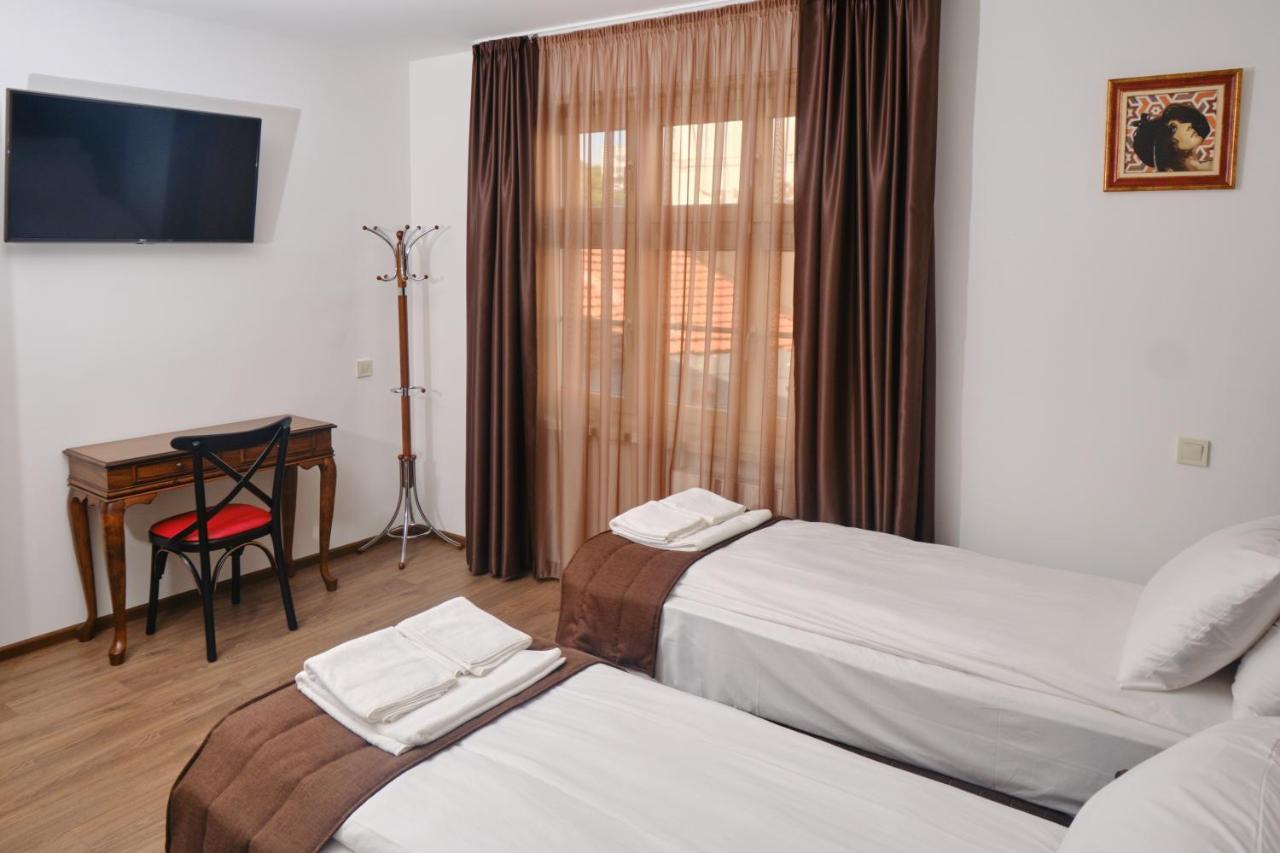 Hotel Splendid Plevna Kültér fotó