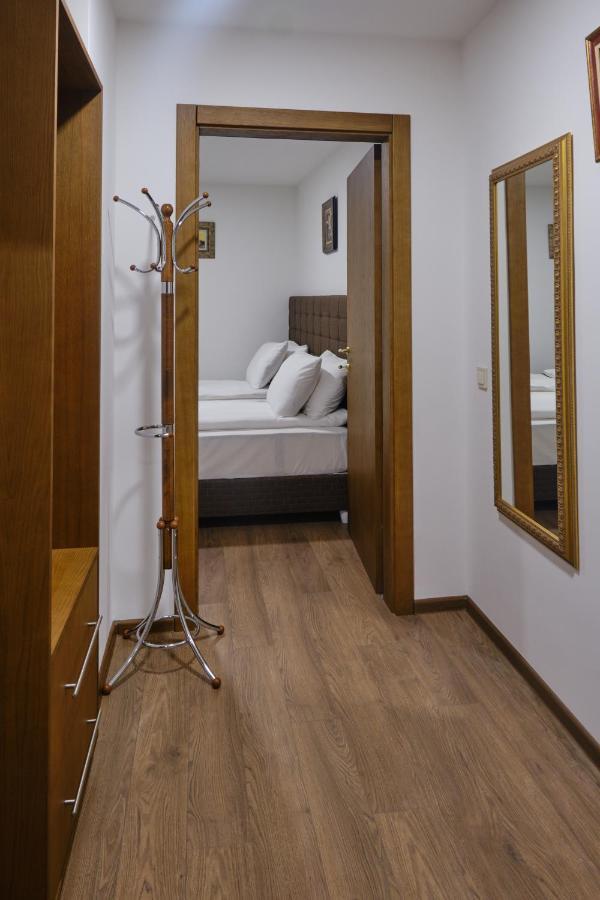 Hotel Splendid Plevna Kültér fotó
