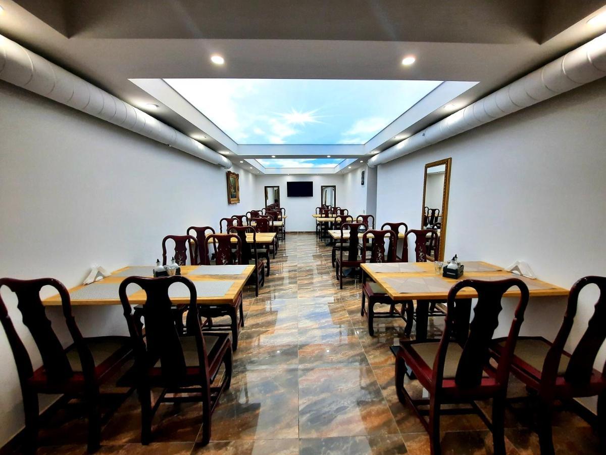 Hotel Splendid Plevna Kültér fotó