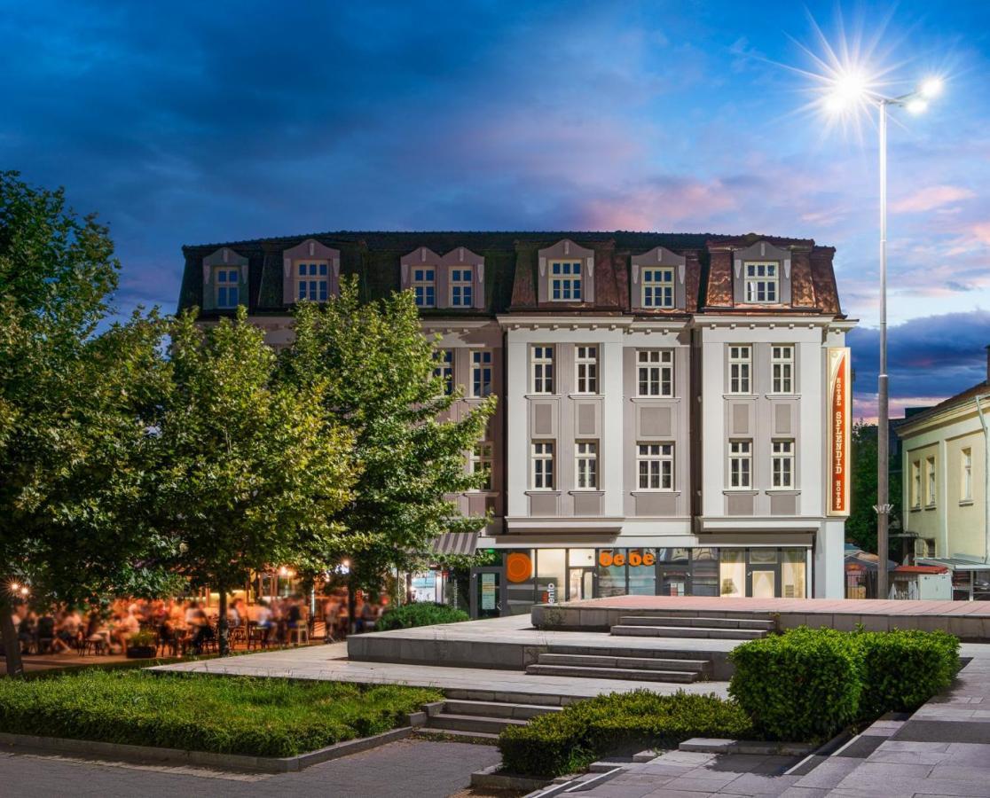 Hotel Splendid Plevna Kültér fotó