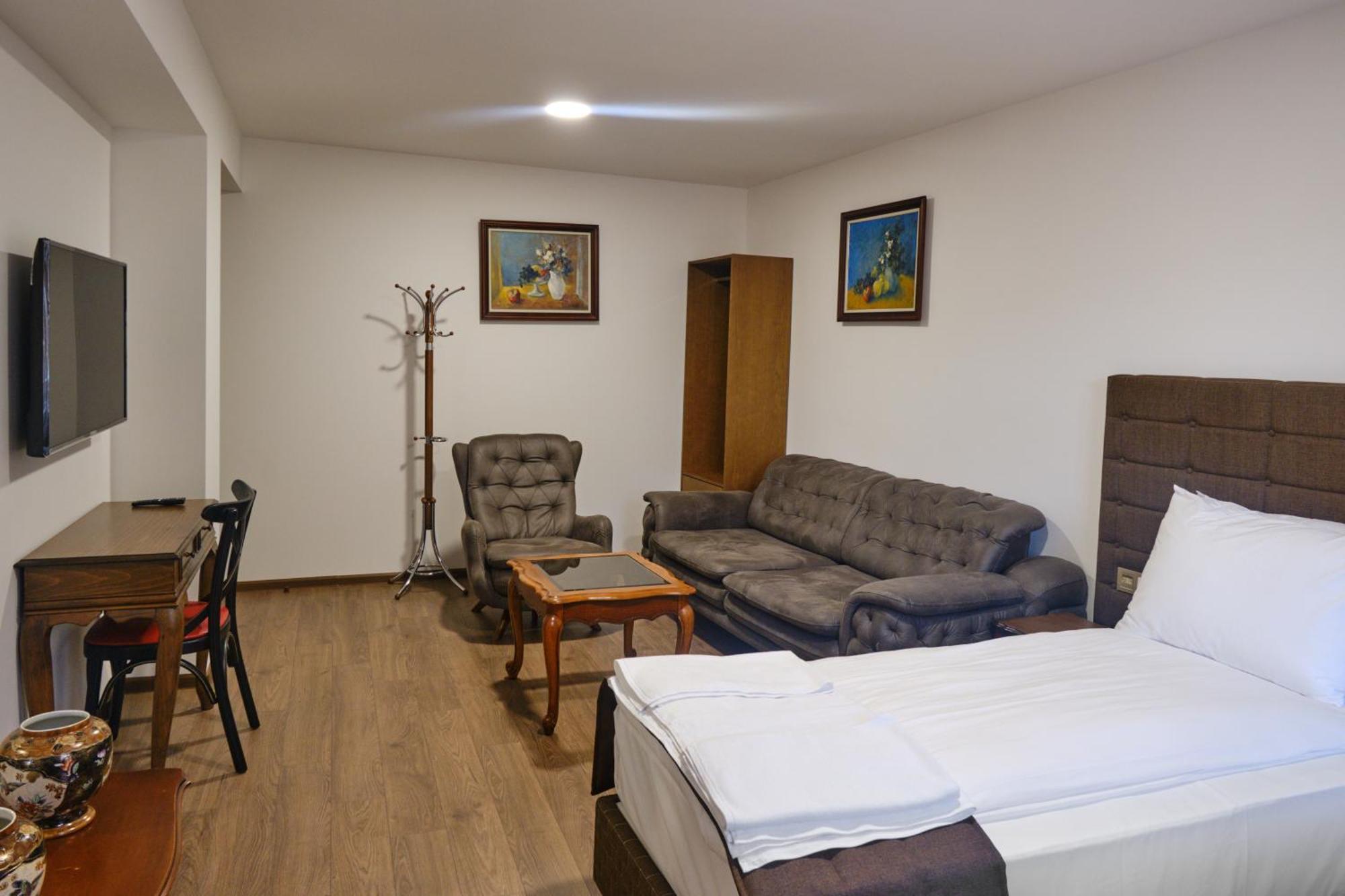 Hotel Splendid Plevna Kültér fotó